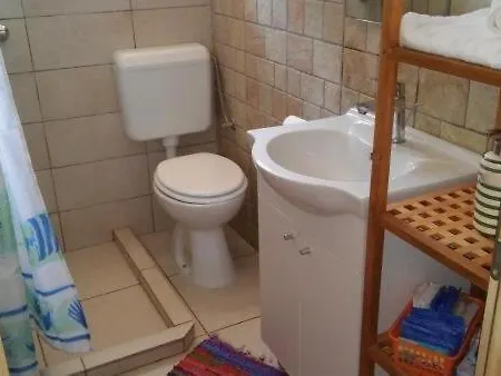 Robinson House In With Sea View, Terrace, Washing Machine 칼리