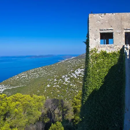 Robinson House In With Sea View, Terrace, Washing Machine Kali